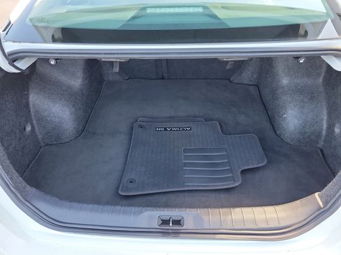 Used 2025 Nissan Altima 2.5 SR FWD image 8