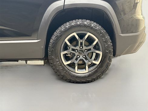 New 2025 Chevrolet Equinox ACTIV image 32