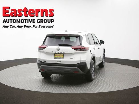 Used 2023 Nissan Rogue S AWD/4WD image 39