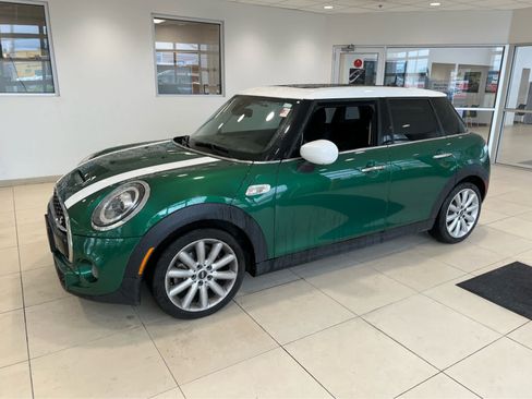 Used 2020 MINI Cooper S FWD image 3