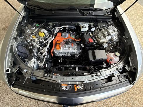 Certified 2025 Cadillac Lyriq Luxury image 30