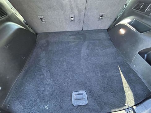 Used 2024 Ford Edge SEL image 16