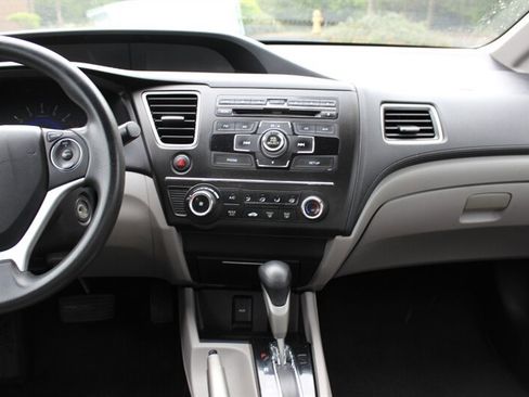 Used 2014 Honda Civic LX image 14
