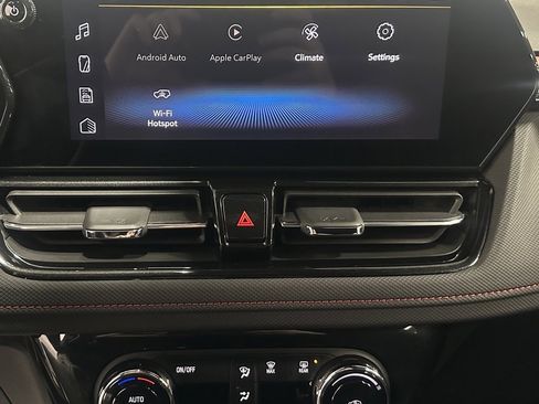 Certified 2024 Chevrolet TrailBlazer RS w/ Convenience Package image 15