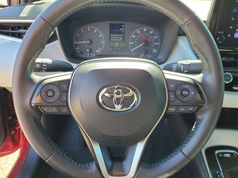 Used 2024 Toyota Corolla SE image 18