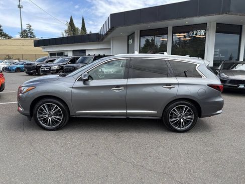 Used 2018 INFINITI QX60 Luxe w/ Deluxe Technology Package AWD/4WD image 2