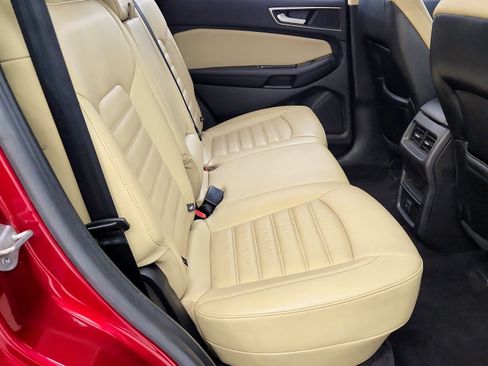 Used 2016 Ford Edge SEL w/ Equipment Group 201A AWD/4WD image 30