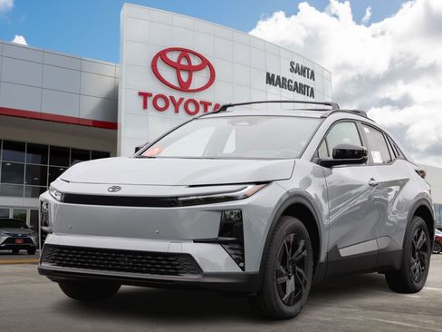 New 2026 Toyota C-HR AWD/4WD image 1
