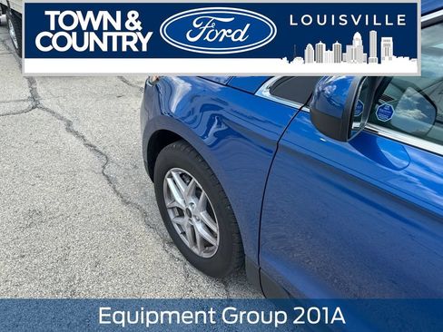 Used 2023 Ford Edge SEL w/ Convenience Package AWD/4WD image 8