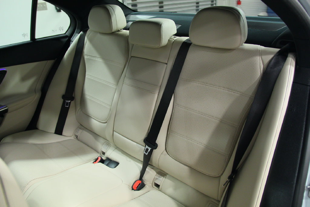 Certified 2024 Mercedes-Benz C 300 4MATIC Sedan image 29