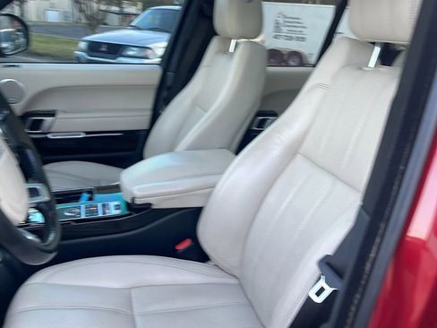 Used 2016 Land Rover Range Rover HSE image 23