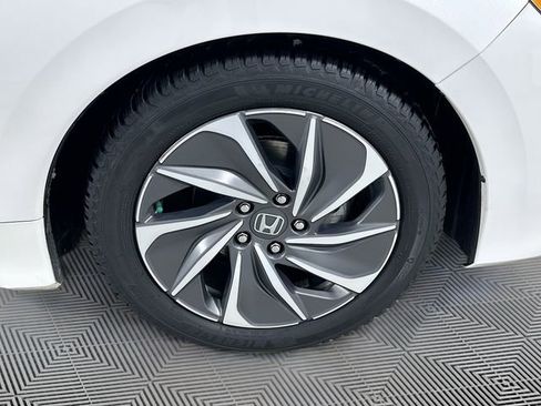 Used 2019 Honda Insight Touring image 30