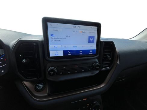 Used 2022 Ford Bronco Sport Outer Banks w/ Tech Package AWD/4WD image 13