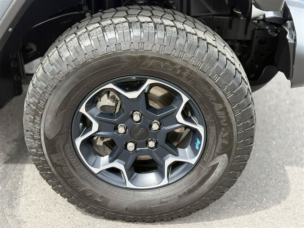 Used 2023 Jeep Wrangler Unlimited Rubicon 4xe w/ Cold Weather Group AWD/4WD image 10