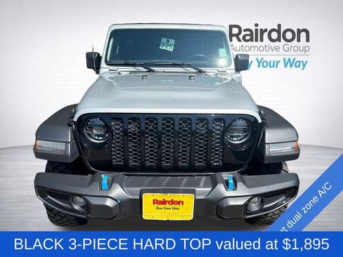 Used 2023 Jeep Wrangler Unlimited w/ Cold Weather Group AWD/4WD image 2