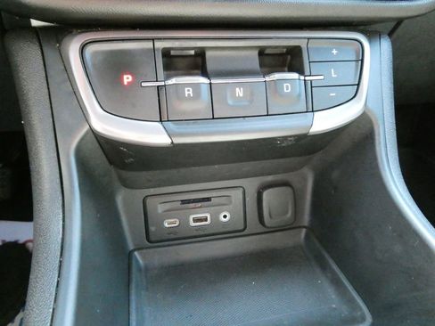 Certified 2023 GMC Terrain AT4 AWD/4WD image 29