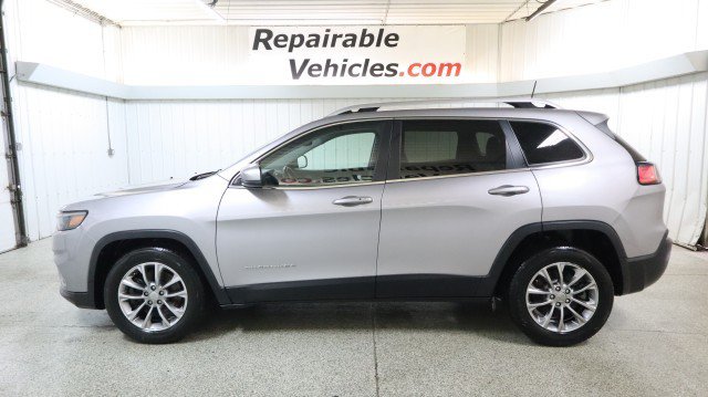 Used 2020 Jeep Cherokee Latitude Plus w/ Comfort/Convenience Group FWD image 1