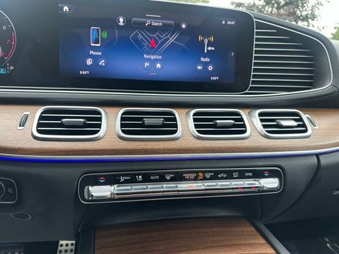 Certified 2024 Mercedes-Benz GLS 450 4MATIC image 40