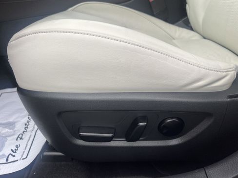 Used 2021 MAZDA CX-30 AWD 2.5 S w/ Premium Package image 16