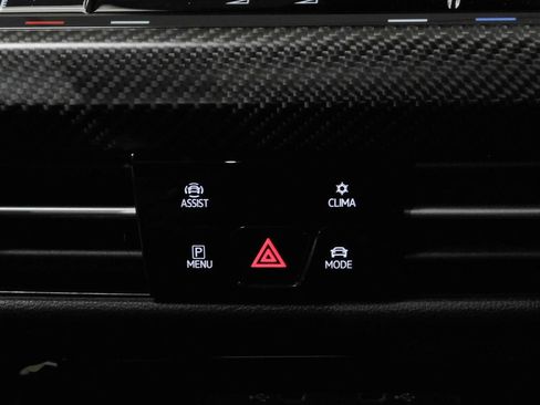 Used 2024 Volkswagen Golf R AWD/4WD image 44