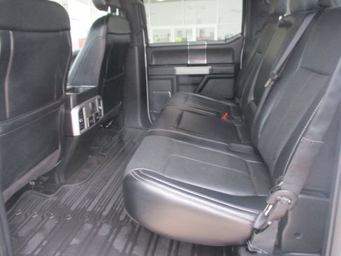 Used 2018 Ford F150 Lariat w/ Equipment Group 502A Luxury image 8