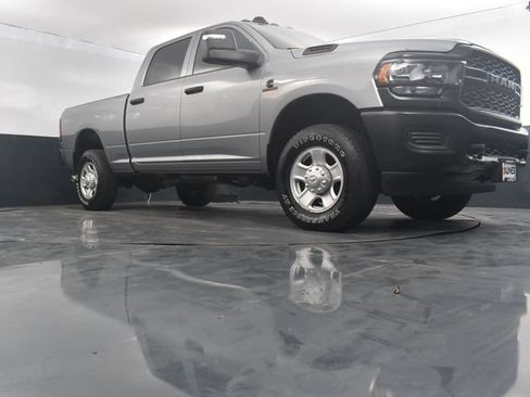 Used 2024 RAM 3500 Tradesman w/ Snow Chief Group AWD/4WD image 43