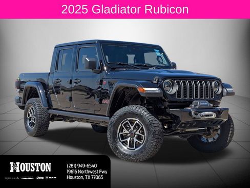 Used 2025 Jeep Gladiator Rubicon image 1