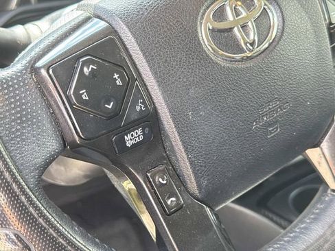 Used 2023 Toyota 4Runner TRD Off-Road Premium w/ Moonroof Package AWD/4WD image 31