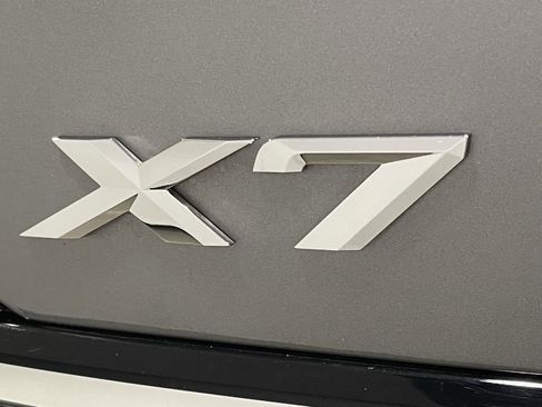 Used 2026 BMW X7 xDrive40i AWD/4WD image 24