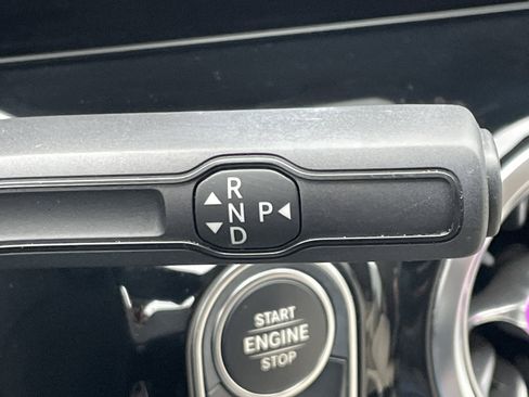 Certified 2022 Mercedes-Benz GLA 250 image 26