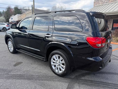 Used 2013 Toyota Sequoia Platinum image 9