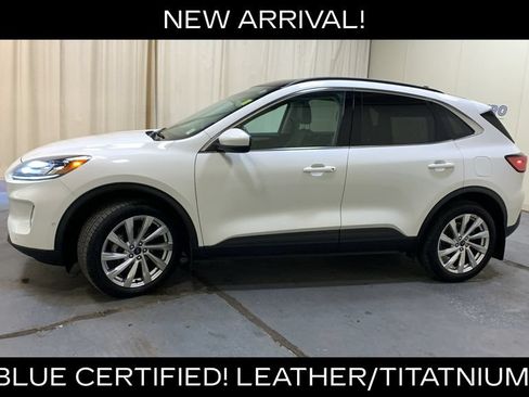Certified 2022 Ford Escape Titanium w/ Titanium Elite Package AWD/4WD image 6