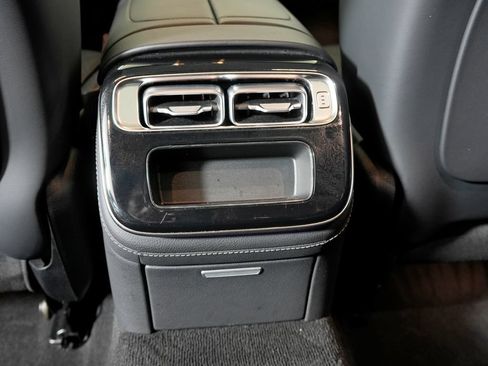 Used 2025 Mercedes-Benz S 580 4MATIC Sedan image 35