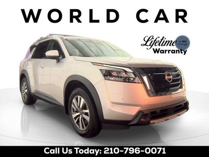 Used 2025 Nissan Pathfinder SL w/ Cargo Package