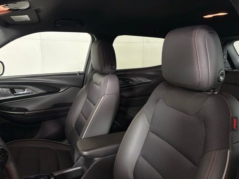 Used 2023 Chevrolet TrailBlazer RS FWD image 20
