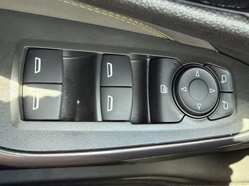Used 2025 Chevrolet Trax ACTIV w/ Driver Confidence Package FWD image 33
