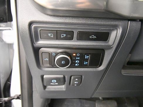 Used 2023 Ford F150 Lariat w/ Equipment Group 502A High image 20