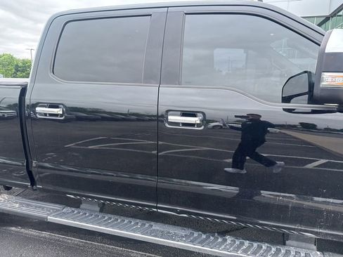 Used 2019 Ford F250 XLT w/ XLT Premium Package AWD/4WD image 4