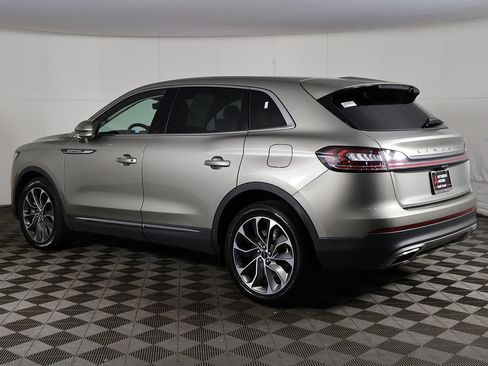 Used 2023 Lincoln Nautilus Reserve w/ Equipment Group 201A AWD/4WD image 11