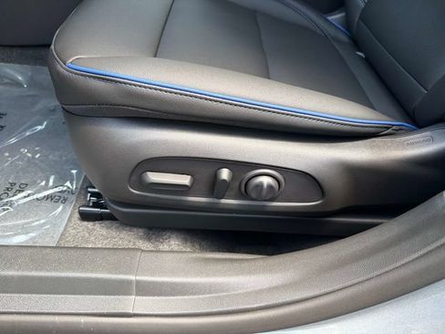 New 2026 Buick Envista Sport Touring w/ Convenience I Package FWD image 19