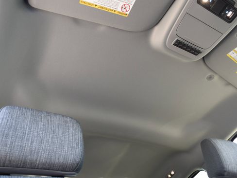 New 2026 Ford F250 XLT w/ XLT Premium Package image 24