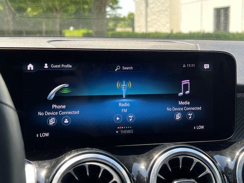 Certified 2023 Mercedes-Benz GLB 250 image 23