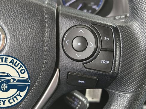 Used 2018 Toyota RAV4 LE w/ All Weather Liner Package image 12