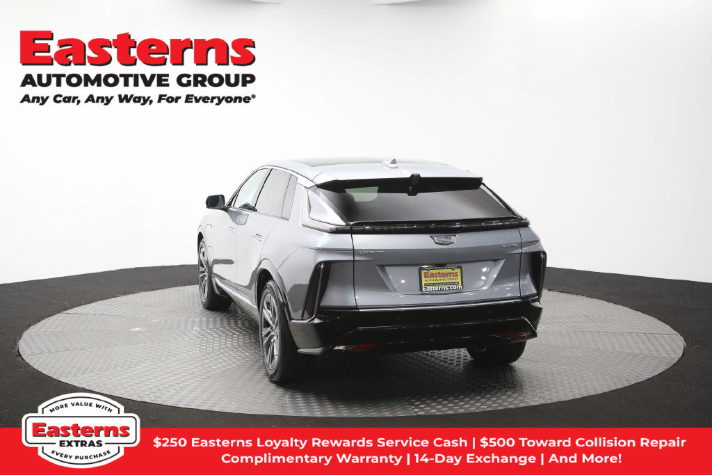 Used 2024 Cadillac Lyriq Luxury AWD/4WD image 41