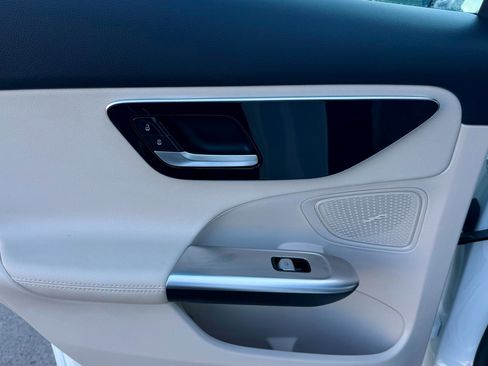 Used 2024 Mercedes-Benz C 300 Sedan image 15