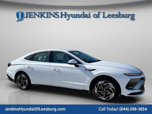 New 2026 Hyundai Sonata SEL image 2