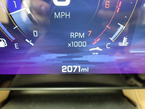 Used 2025 Chevrolet Equinox ACTIV w/ Safety and Technology Package image 14