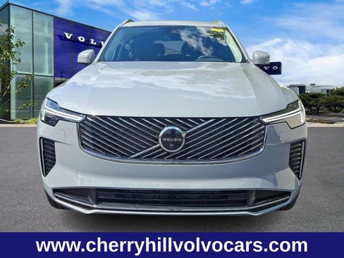 New 2026 Volvo XC90 B6 Plus w/ Protection Package Premier image 2