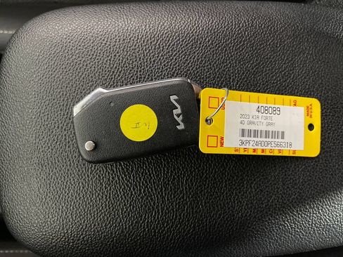 Used 2023 Kia Forte LXS FWD image 26