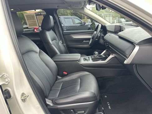 Used 2024 MAZDA CX-90 Plug-In Hybrid w/ Premium Pkg AWD/4WD image 22